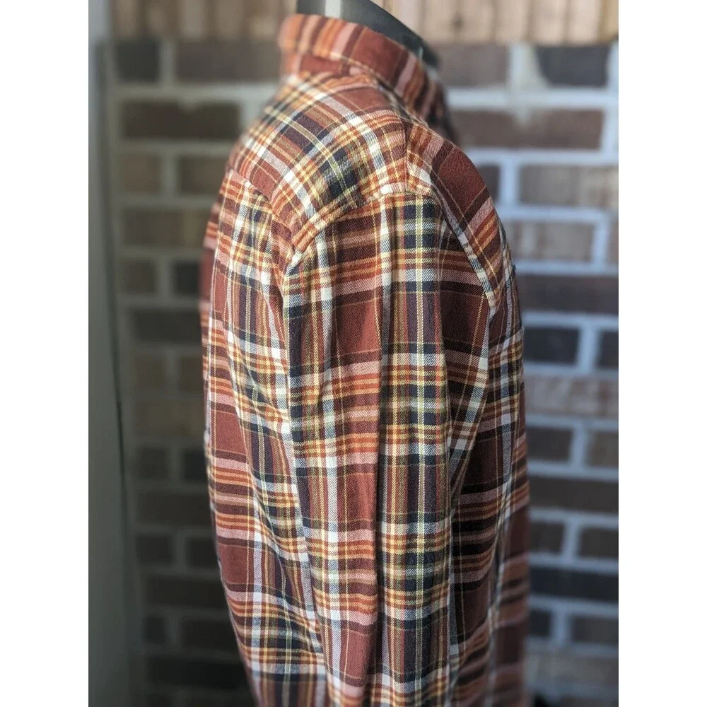 Mens American Eagle Flannel Shirt Brown Plaid Long Sleeve Size M Seriously Soft - Picture 2 of 7